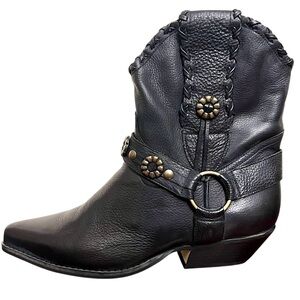 Vintage Nine West western boots with harness black leather block heel 6.5